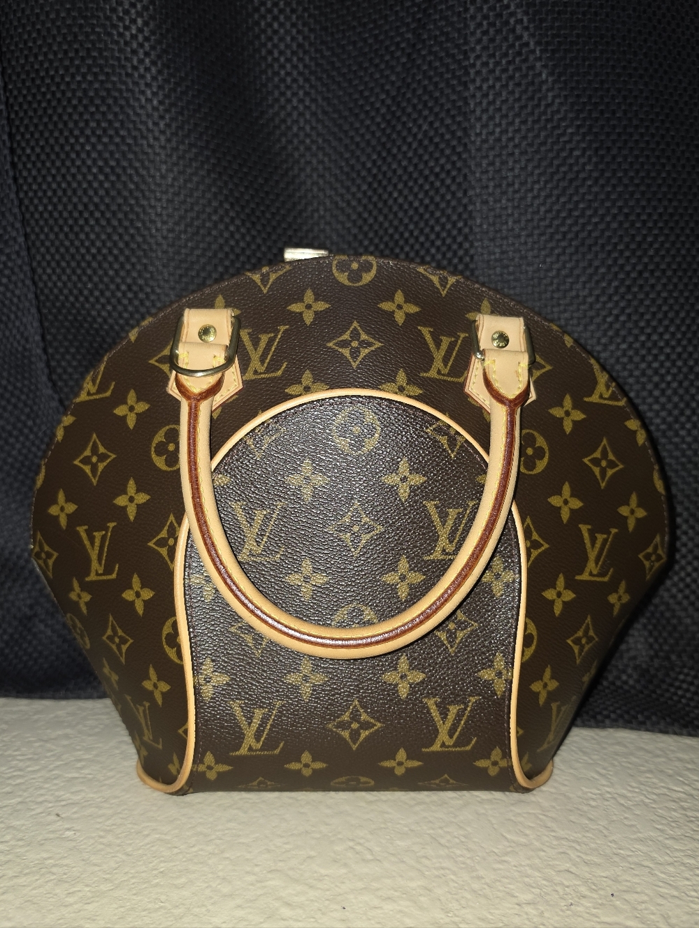 Louis Vuitton Brown Monogram Canvas Ellipse bag